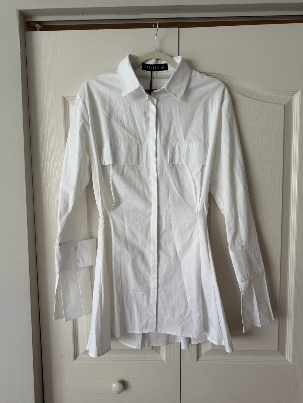 Lioness White Button-Front Shirt Dress NWT - Picture 2 of 4